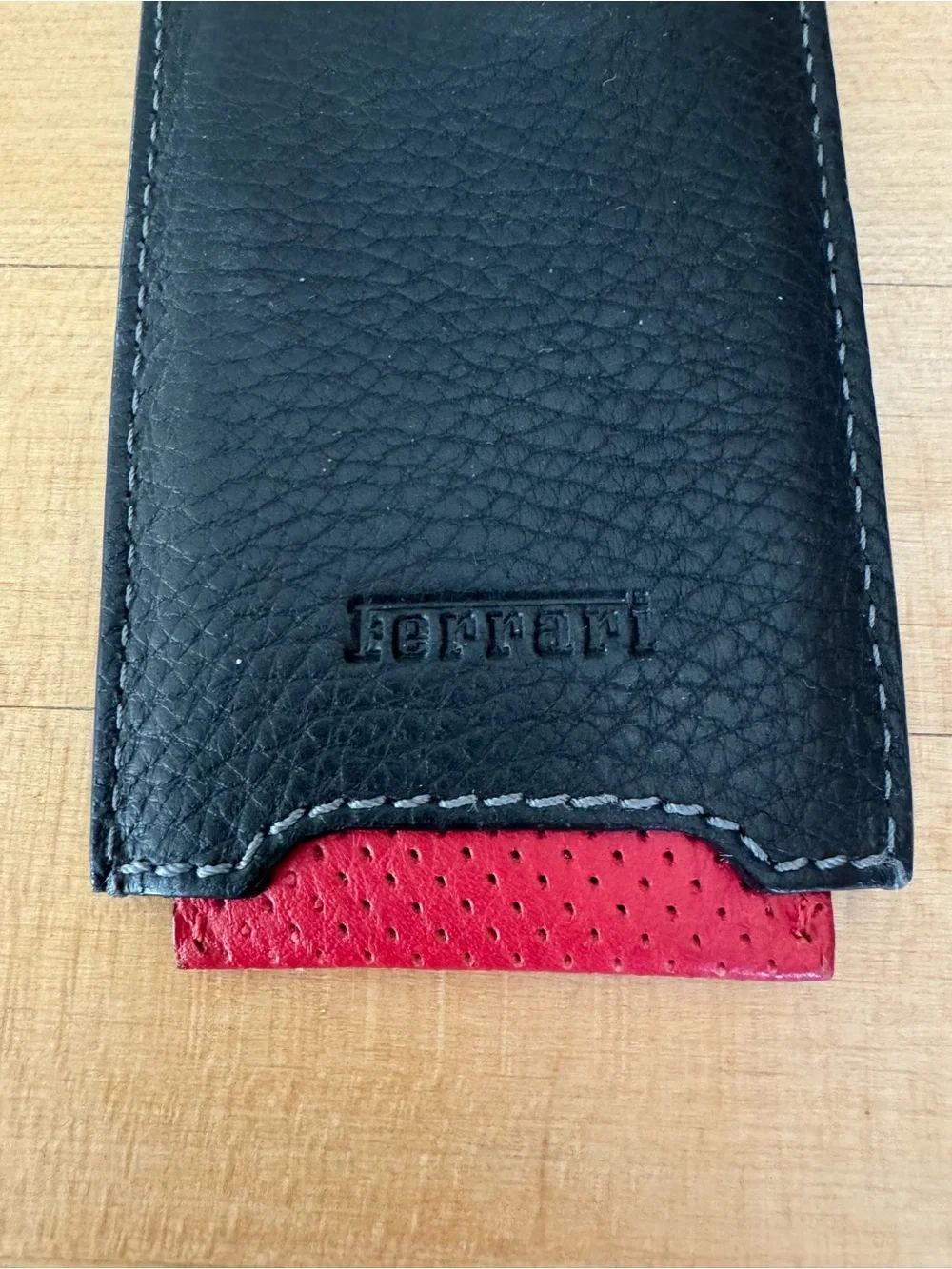 Ferrari Leather luggage tag/Sleeve with Prancing Horse Emblem - Black/Red
